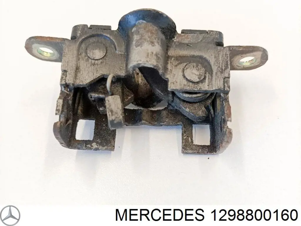 Zamek maski Mercedes Vito I