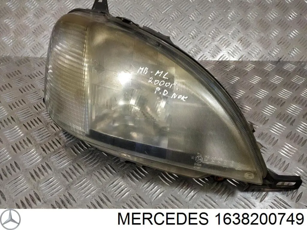 Pokrywa reflektora tylna Mercedes 1638200749 cena, od 119,18 USD