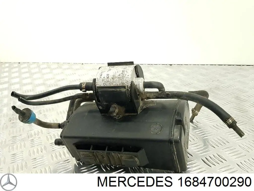 POCHŁANIACZ PAR PALIWA do Mercedes A  W168