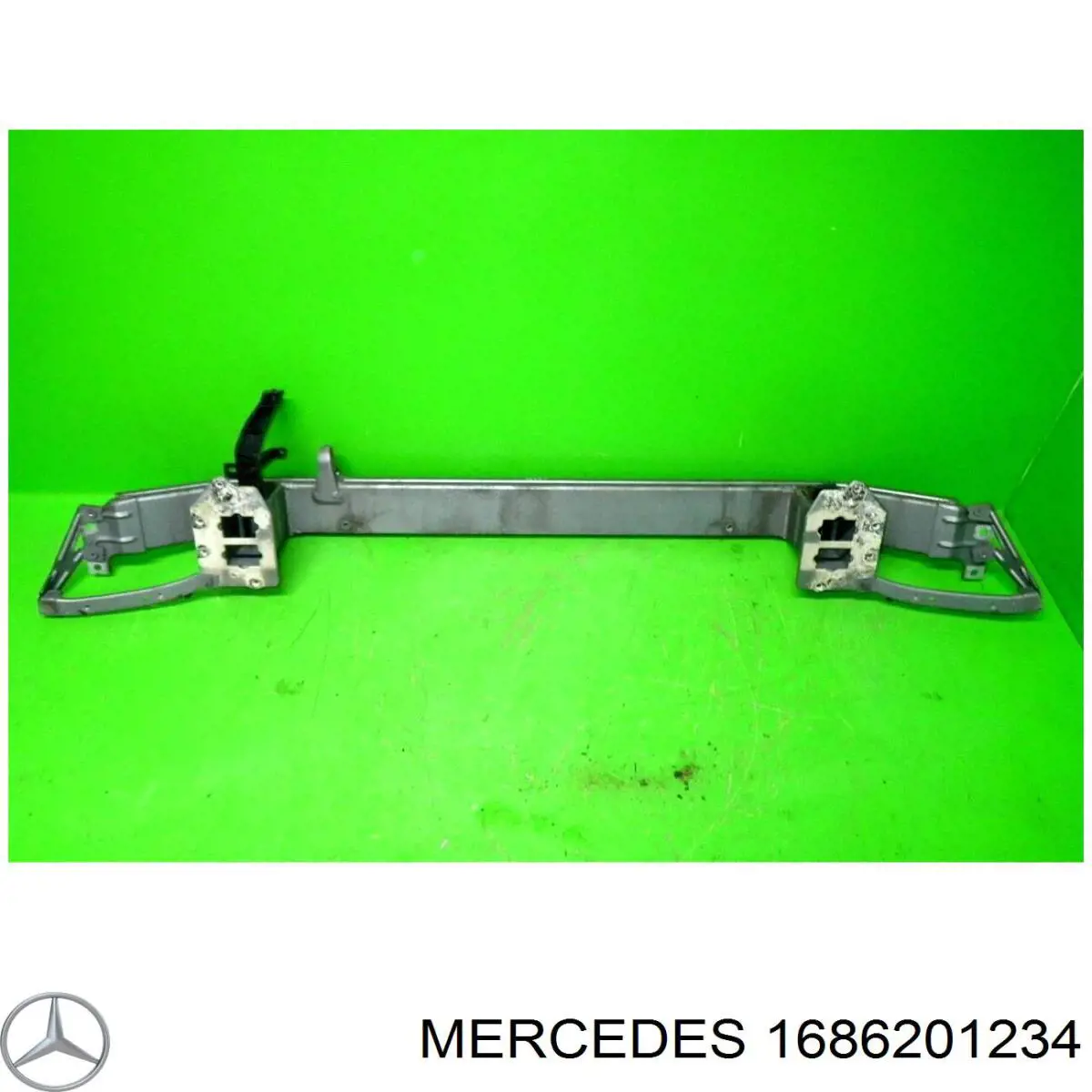 1686201234 Mercedes wzmocnienie zderzaka przedniego