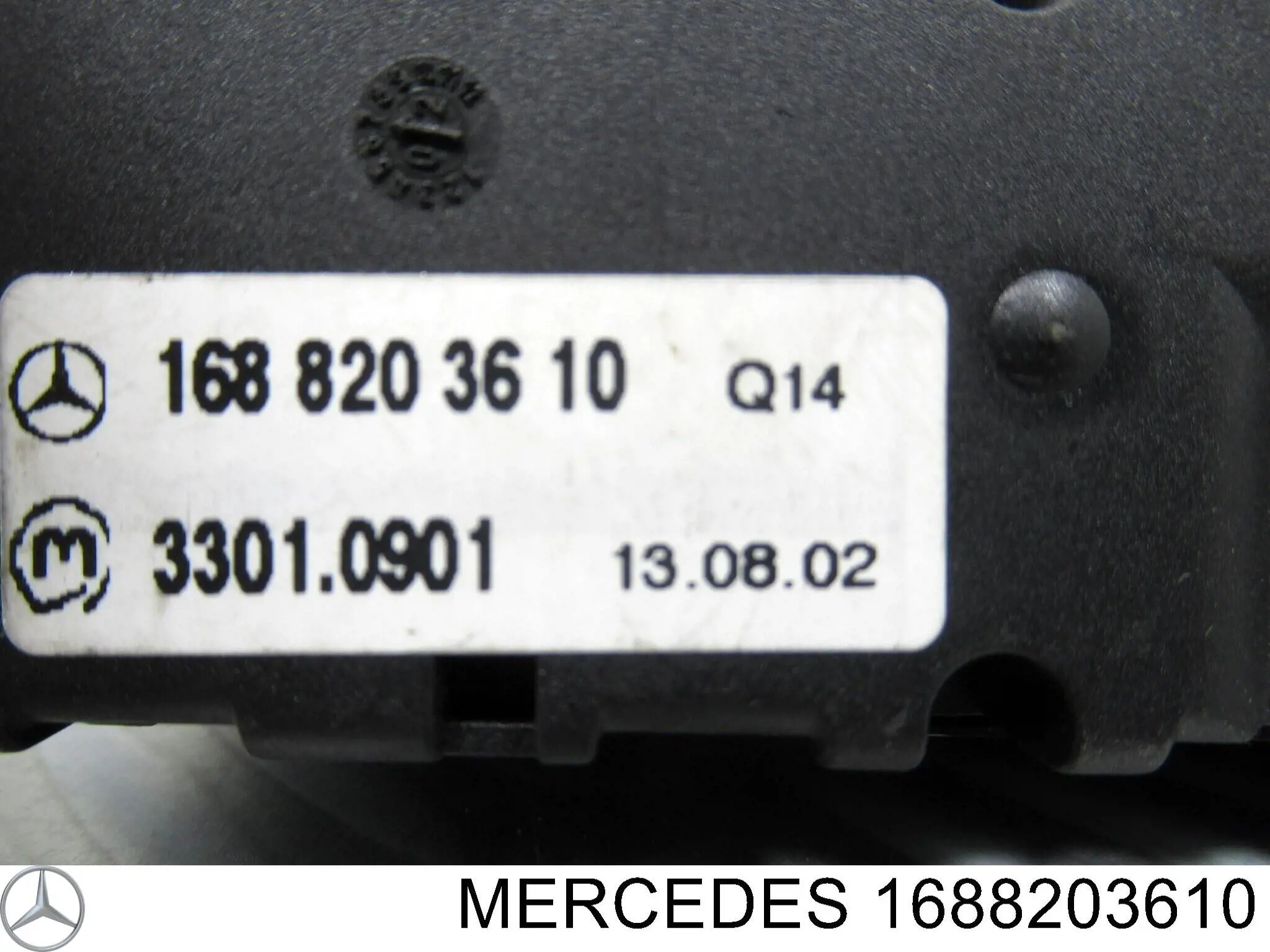1688203610 Mercedes Blok przycisków na środkowej konsoli