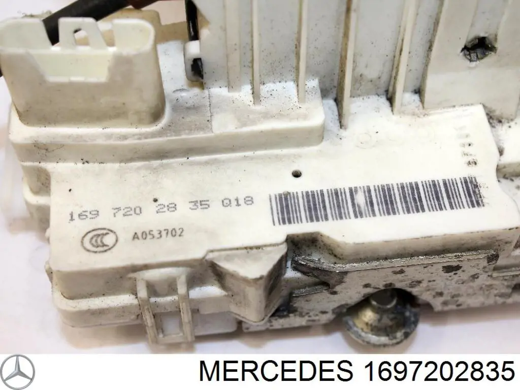 Zamek drzwi przednich prawych Mercedes 1697202835 cena, od 64,56 USD