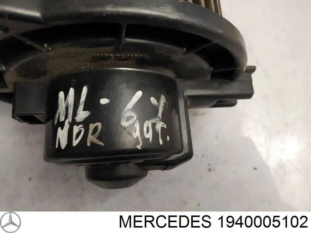 1940005102 Mercedes Silniczek wentylatora nagrzewnicy (ogrzewacza wnętrza)