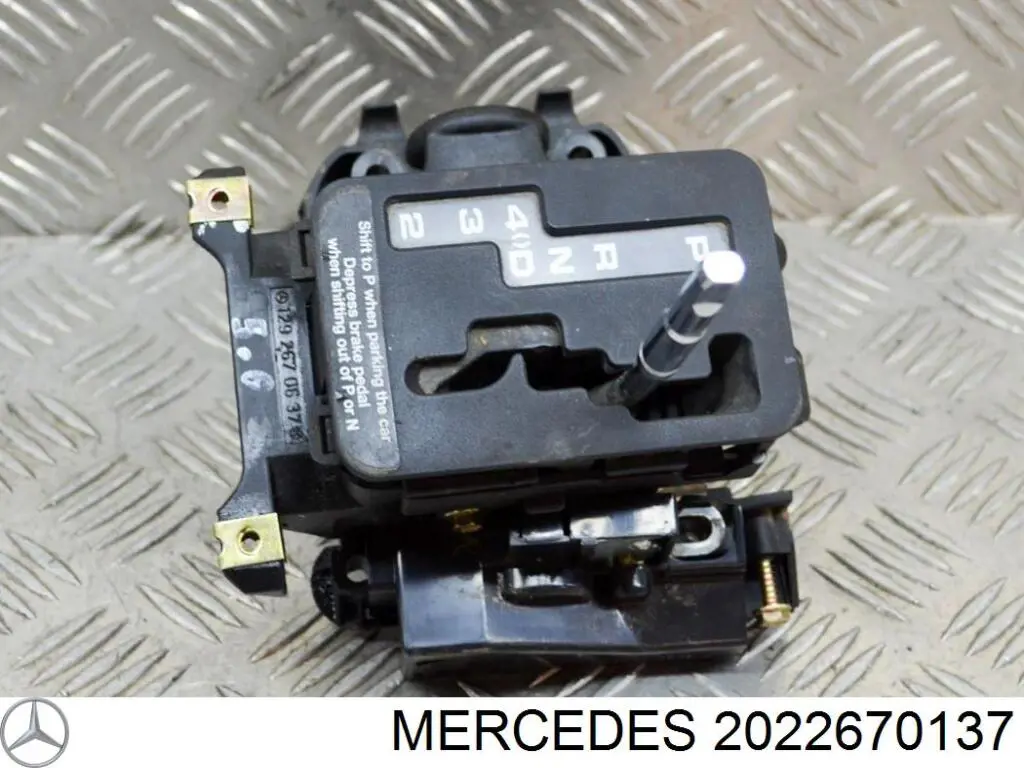 2022670137 Mercedes Mechanizm zmiany biegów (cięgno)