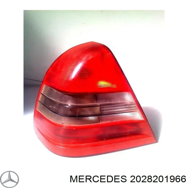 Szkło lampy zespolonej tylnej lewej do Mercedes C (W202)