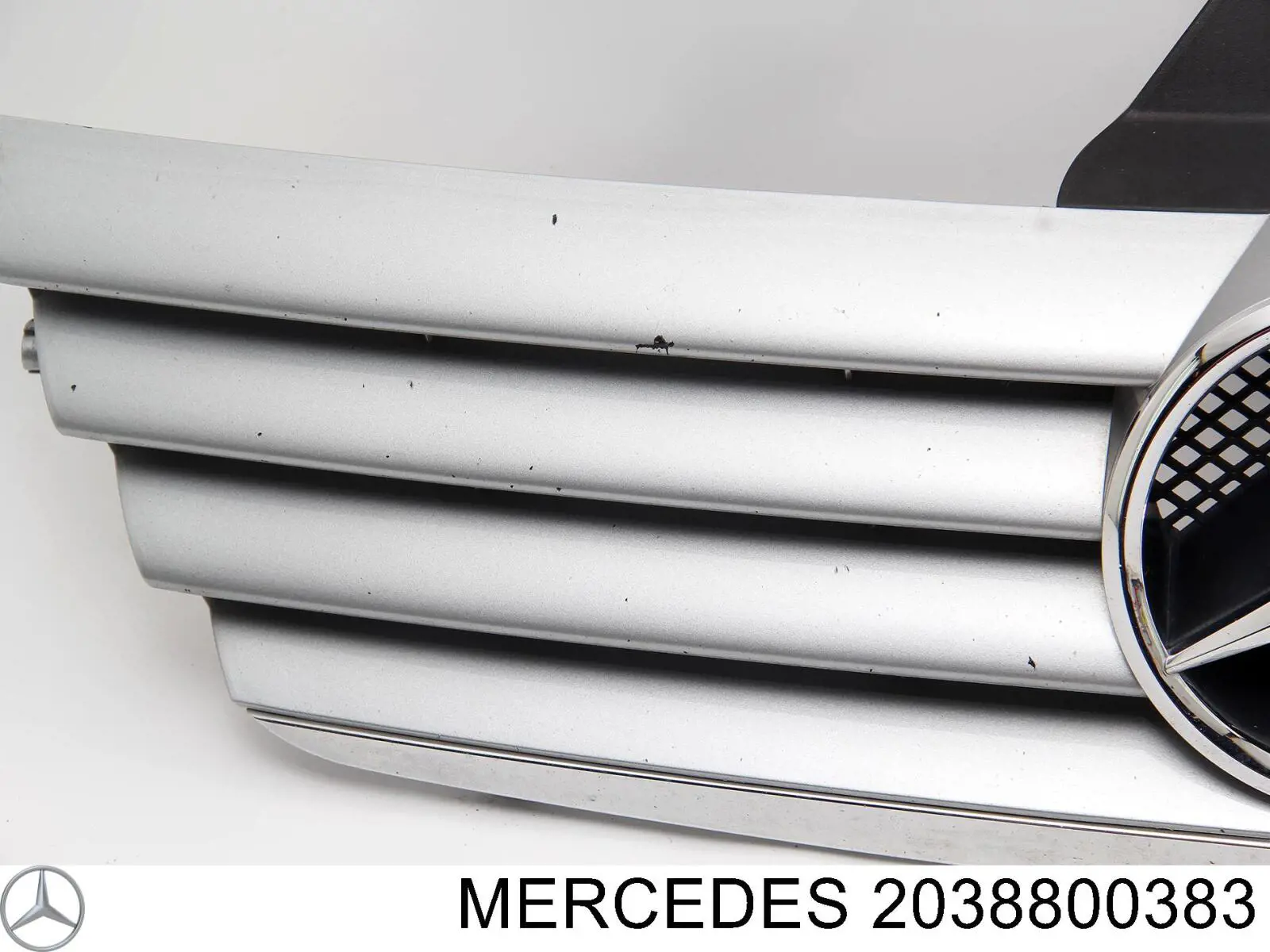Atrapa chłodnicy 2038800383 Mercedes