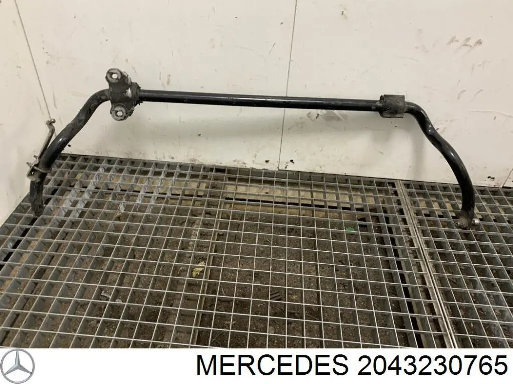 Stabilizator przedni Mercedes 2043230765 cena, od 117,53 USD