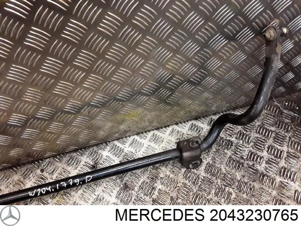 Stabilizator przedni Mercedes 2043230765 cena, od 121,46 USD