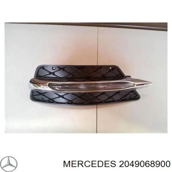 Reflektor do jazdy dziennej lewy Mercedes 2049068900 cena, od 106,13 USD