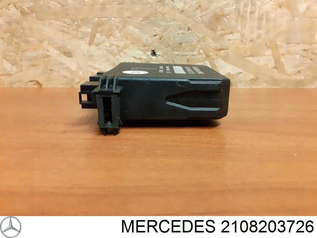 2108203726 Mercedes Blok komfortu przednich drzwi