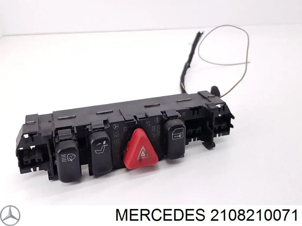 Przycisk włączania światła awaryjnego Mercedes CLK coupe (C208) (1997 - 2002) cena, od 45,99 USD