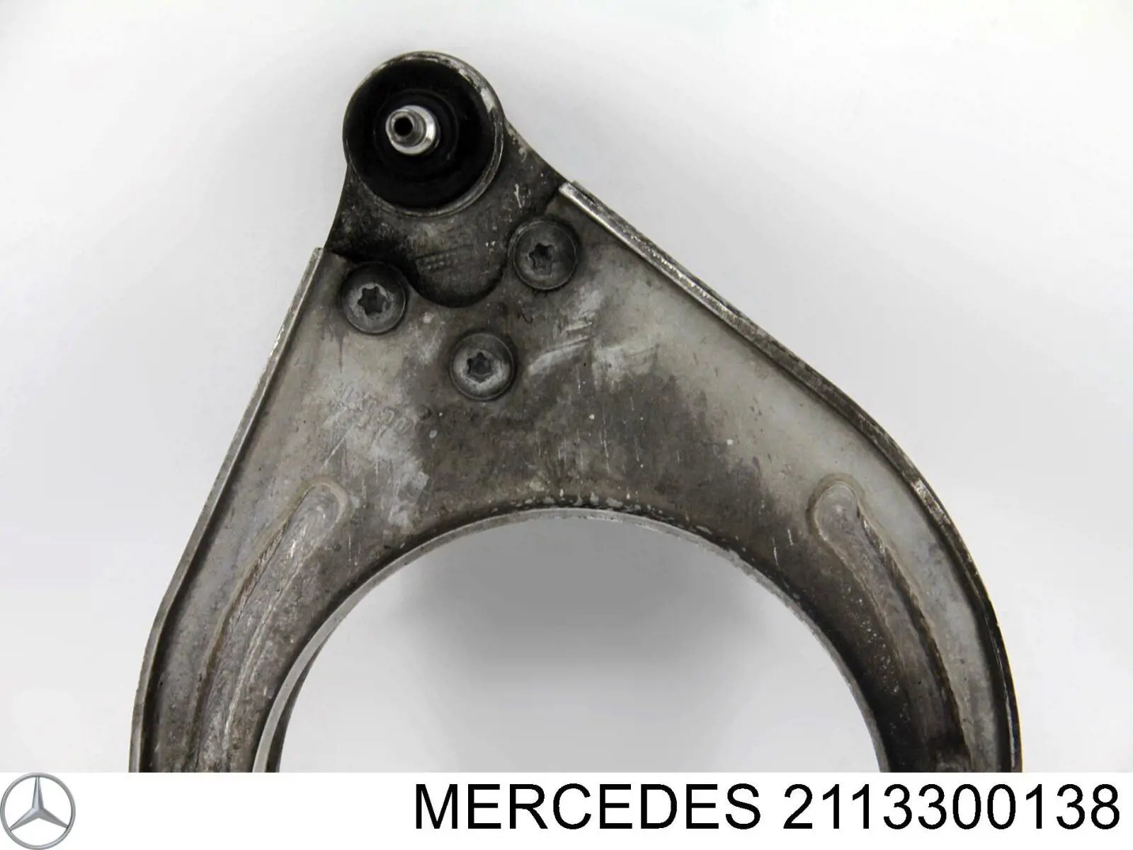 Wahacz zawieszenia przedniego górny lewy Mercedes 2113300138 cena, od 74,50 USD
