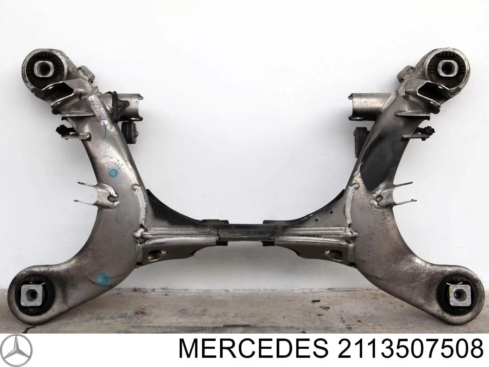 Do koszyka 2113507508 Mercedes Korpus osi tylnej