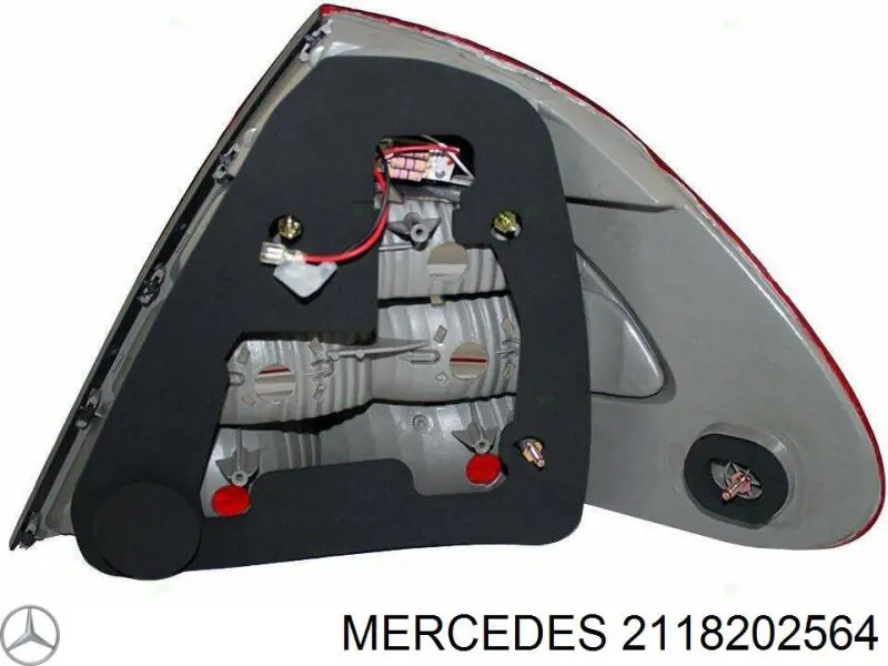 Lampa zespolona tylna lewa Mercedes 2118202564 cena, od 215,25 USD