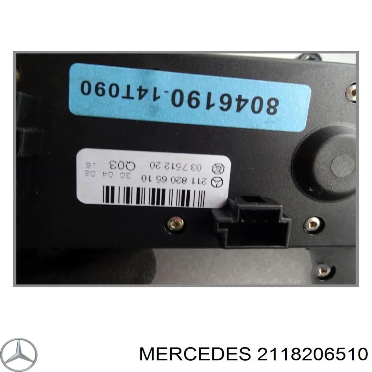 Blok przycisków na środkowej konsoli Mercedes 2118206510 cena, od 49,37 USD