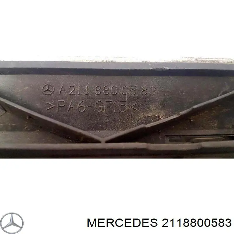 Atrapa chłodnicy Mercedes 2118800583 cena, od 82,66 USD