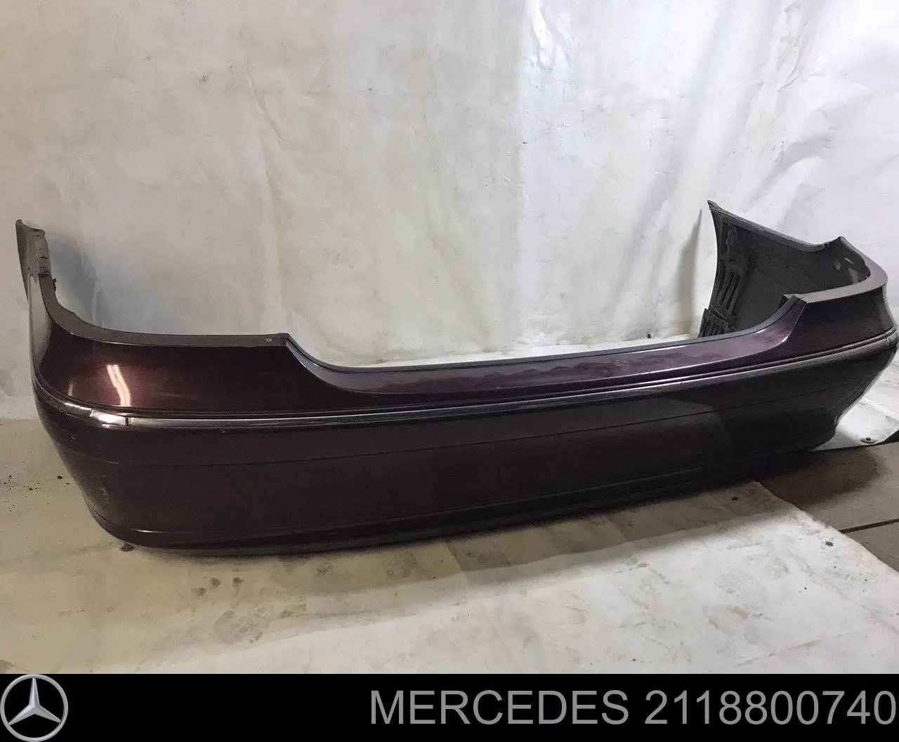 2118800740 Mercedes Zderzak tylny