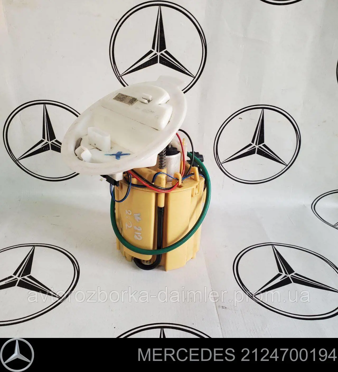 Moduł pompy paliwowej z czujnikiem poziomu paliwa Mercedes 2124700194 cena, od 143,02 USD
