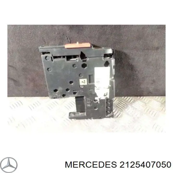 2125407050 Mercedes Skrzynka bezpieczników