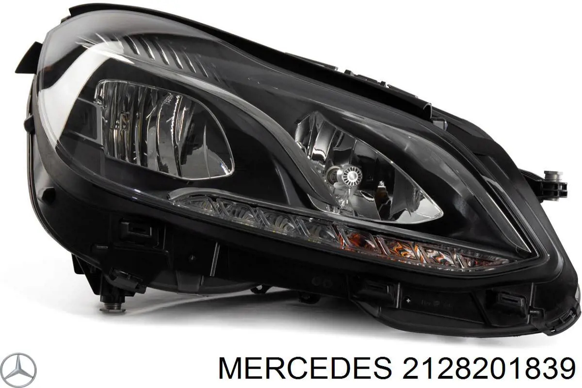 2128201839 Mercedes Reflektor prawy