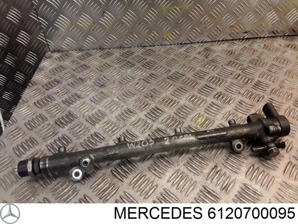 Rozdzielacz paliwa Mercedes 6120700095 cena, od 143,02 USD