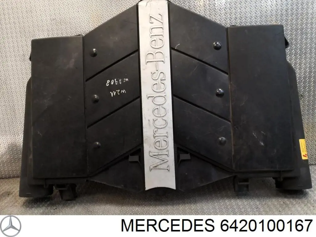 Pokrywa silnika dekoracyjna do Mercedes CLS  C219