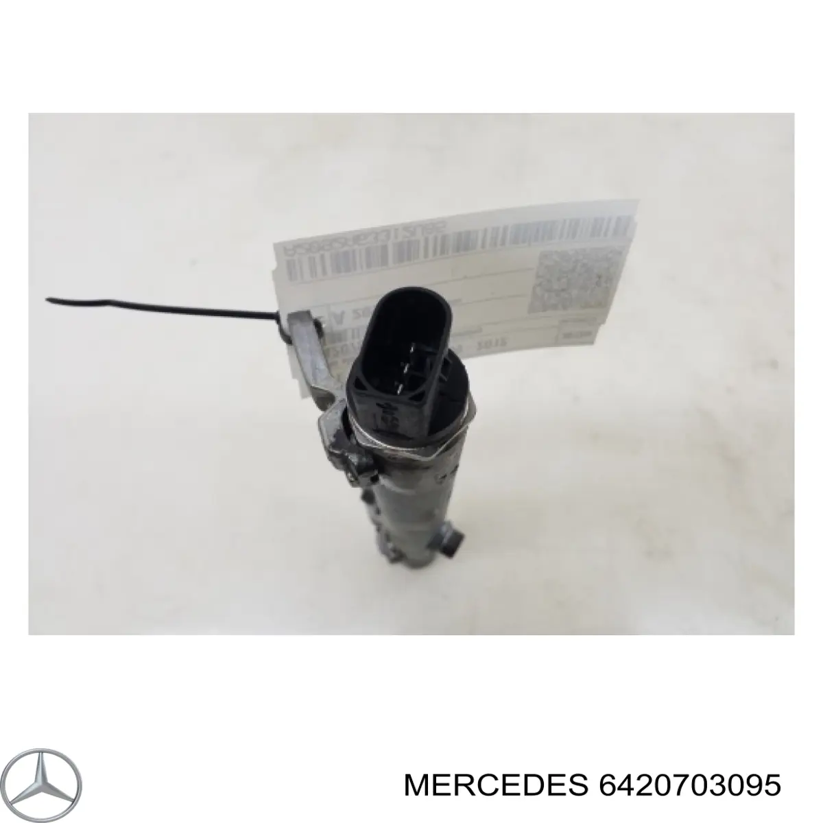 Rozdzielacz paliwa prawy do Mercedes ML/GLE (W166)