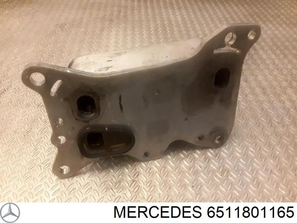 6511801165 Mercedes Chłodnica oleju