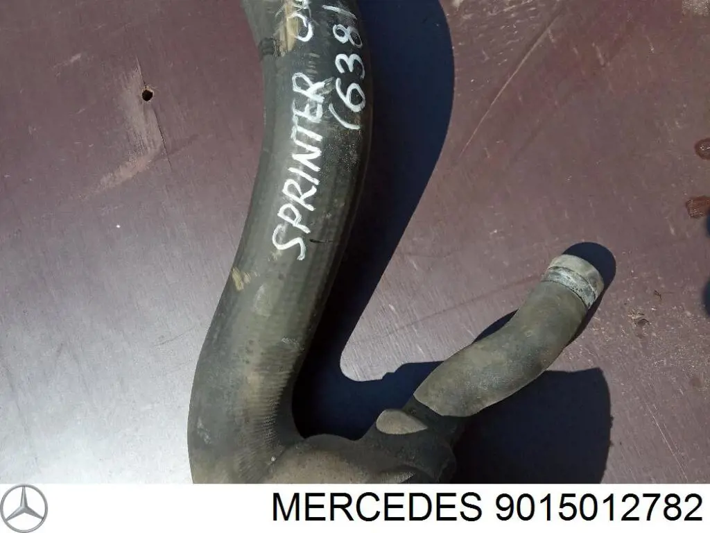 Do koszyka 9015012782 Mercedes Przewód (króciec) chłodnicy górny
