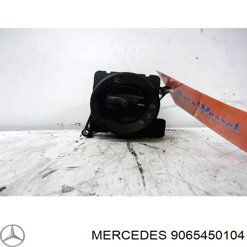 Przełącznik światła reflektorów na "torpedo" Mercedes 9065450104 cena, od 40,86 USD