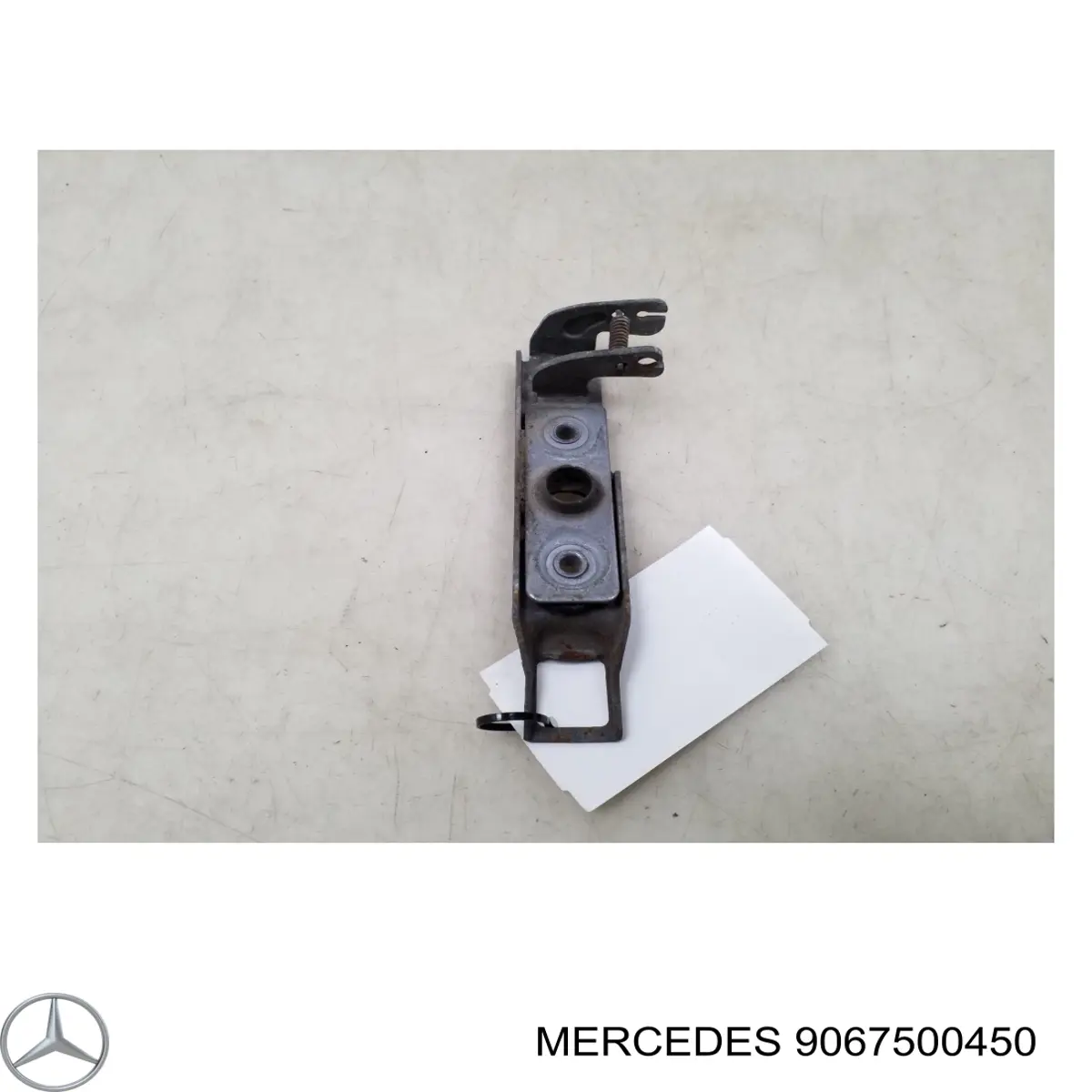 A9067500450 VAG Zamek maski
