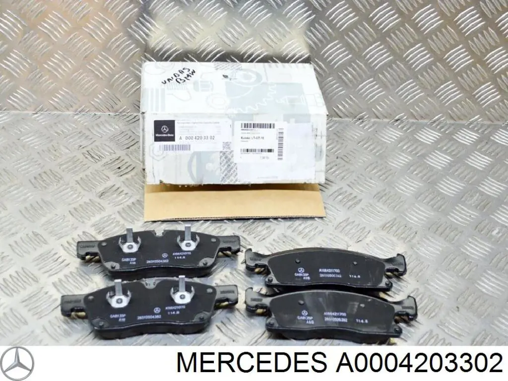 Klocki hamulcowe przednie tarczowe Mercedes A0004203302 cena, od 39,34 USD