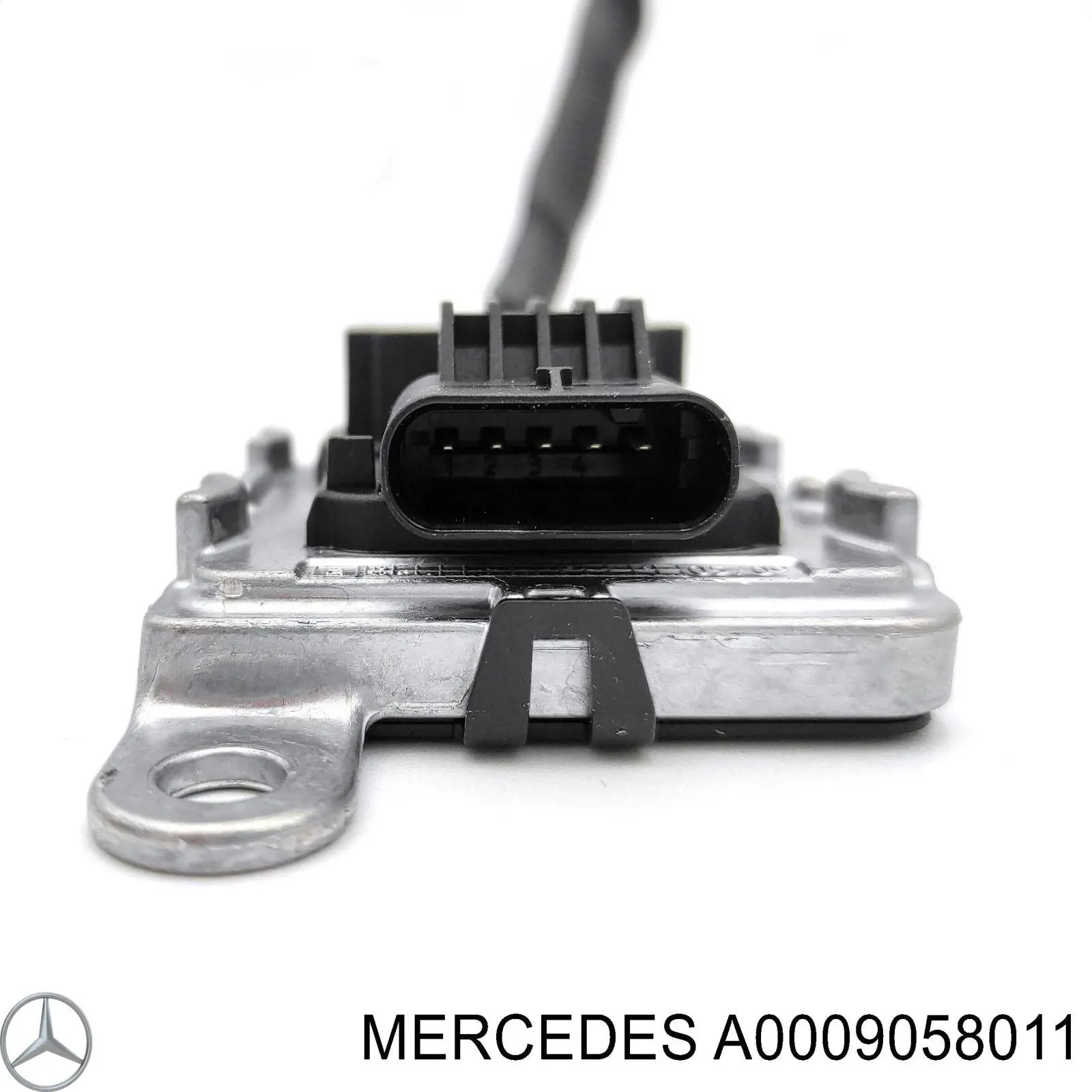 Czujnik tlenków azotu NOX przedni Mercedes A0009058011 cena, od 263,90 USD