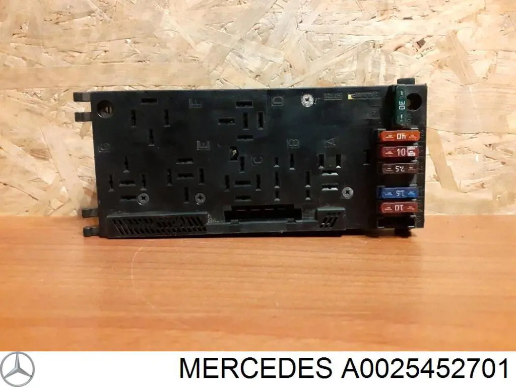 A0025452701 Mercedes Skrzynka bezpieczników
