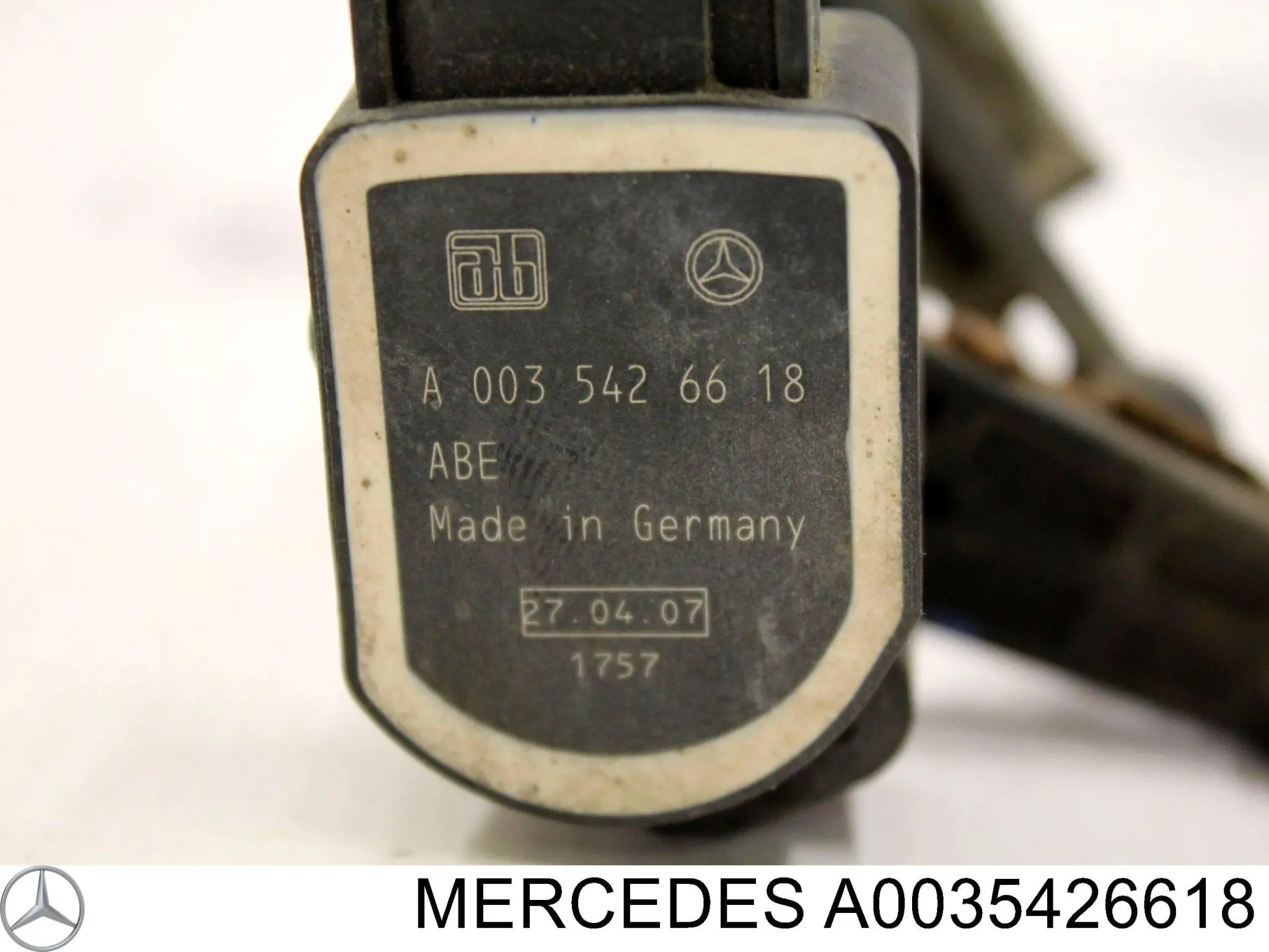 Do koszyka A0035426618 Mercedes Czujnik położenia pojazdu przedni