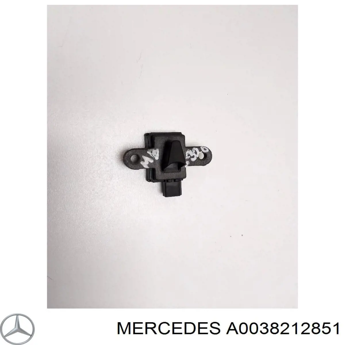  Mercedes 0038212851 cena, od 51,08 USD