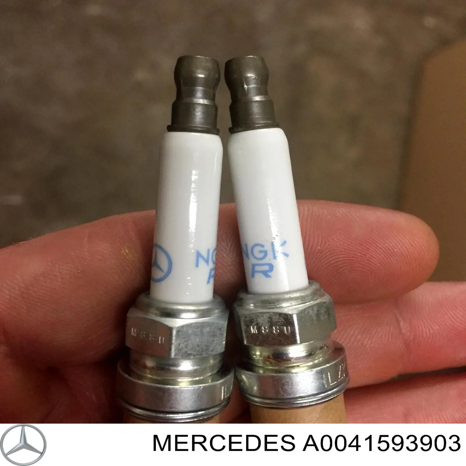 Świeca zapłonowa Mercedes A0041593903 cena, od 8,37 USD