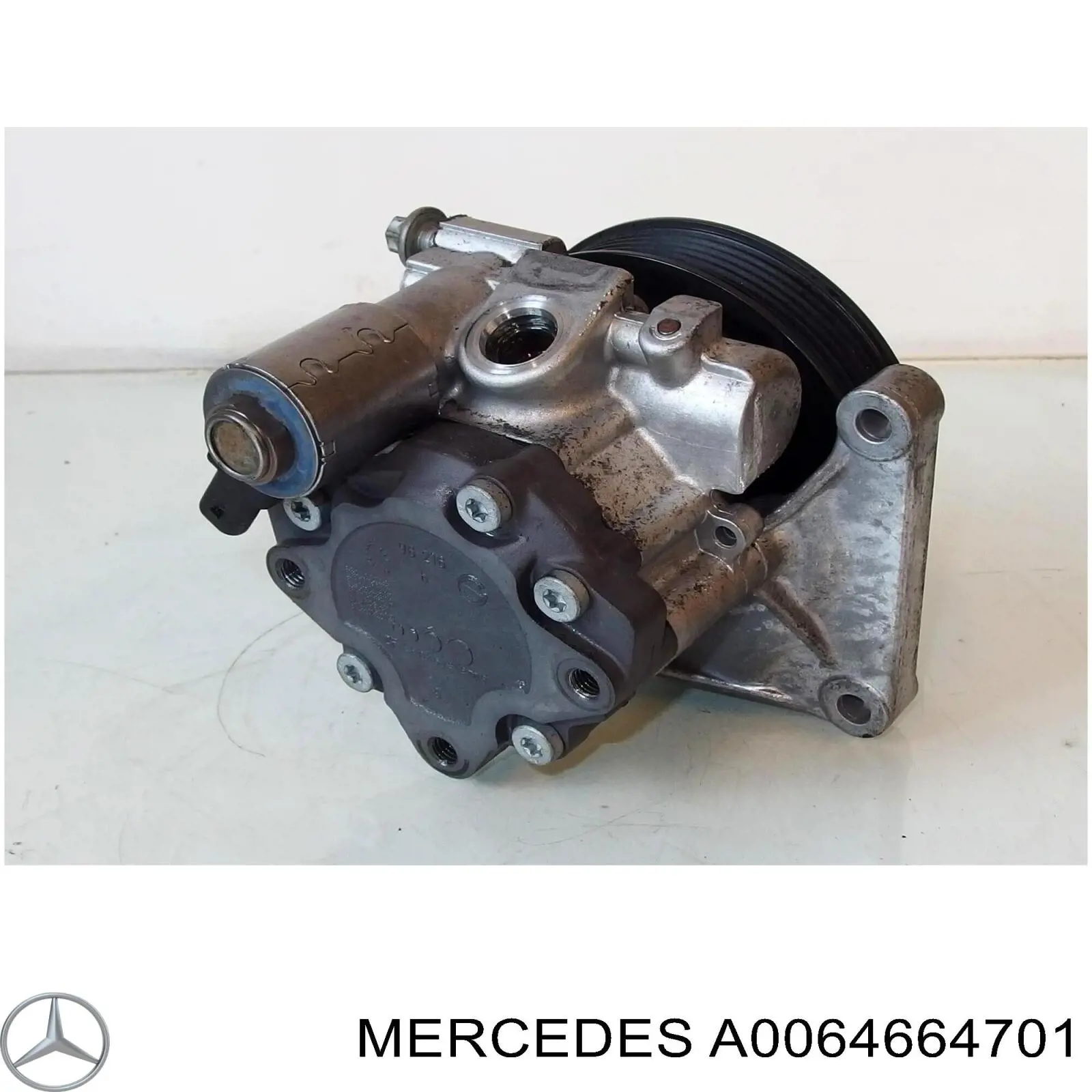 Pompa wspomagania hydraulicznego kierownicy Mercedes A0064664701 cena, od 246,87 USD