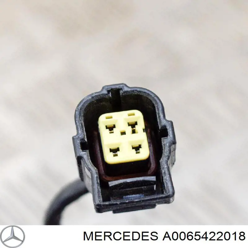 Sonda lambda czujnik tlenu przed katalizatorem Mercedes A0065422018 cena, od 58,41 USD
