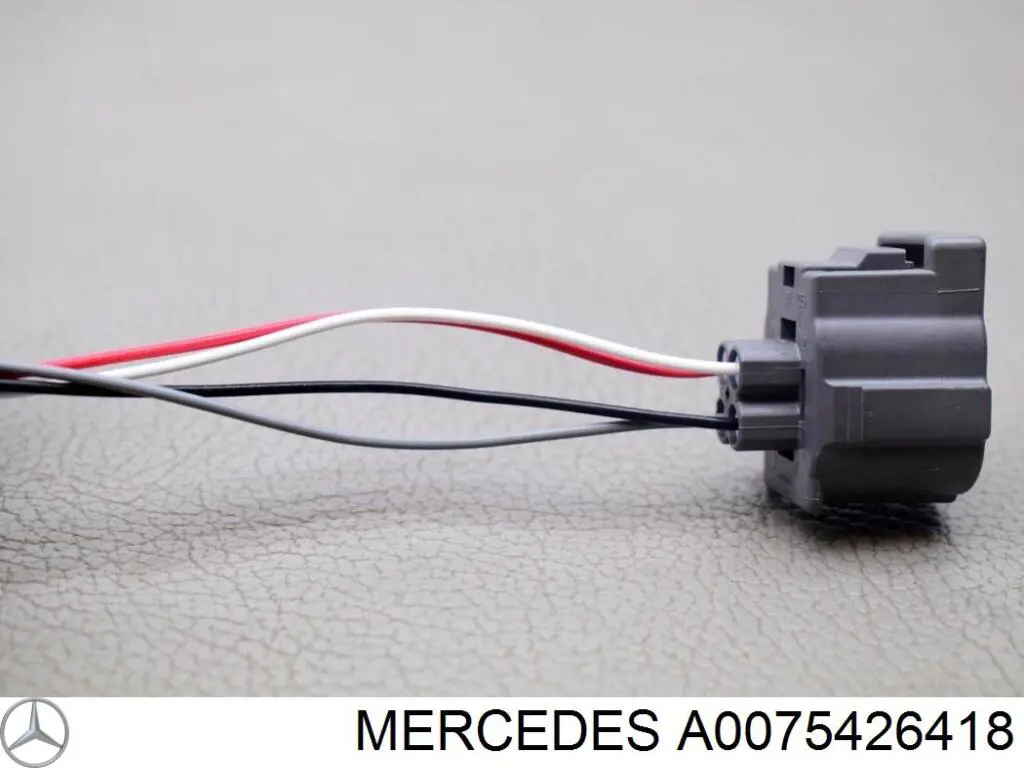 Sonda lambda czujnik tlenu przed katalizatorem Mercedes A0075426418 cena, od 69,48 USD