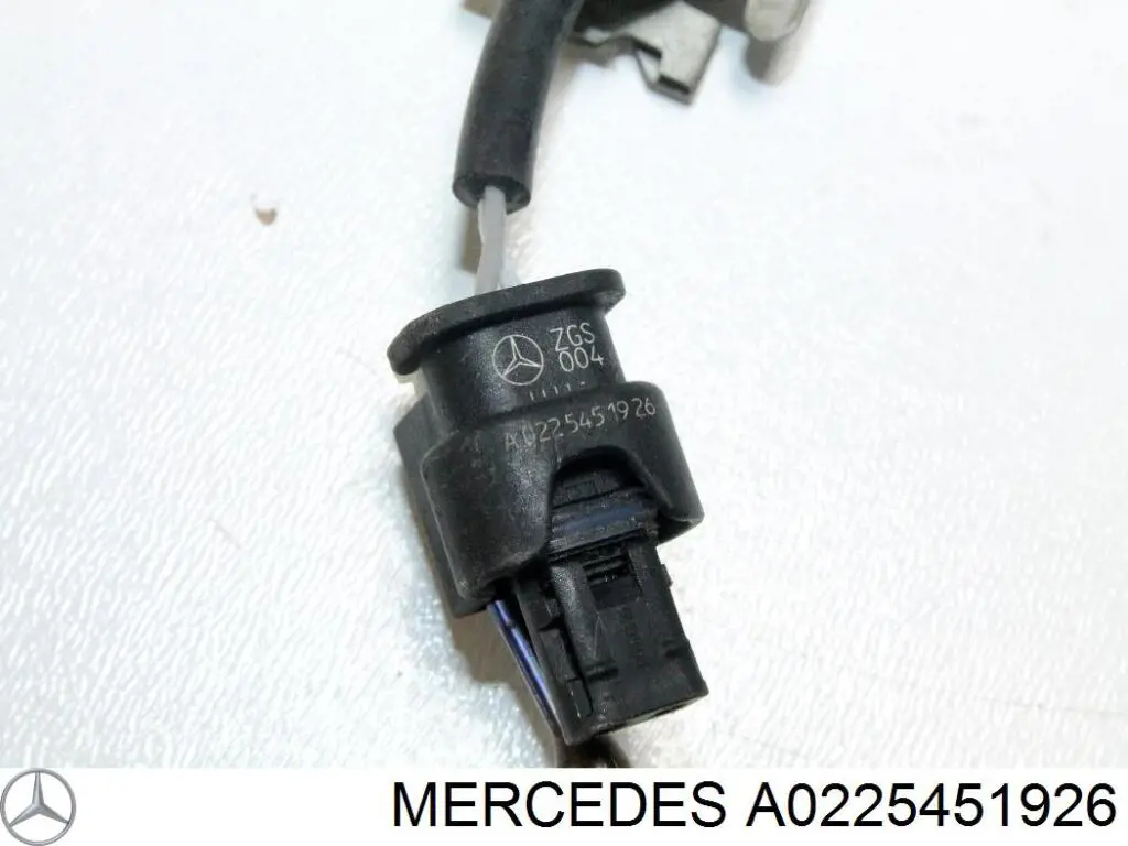 Do koszyka A0225451926 Mercedes Złącze uniwersalne