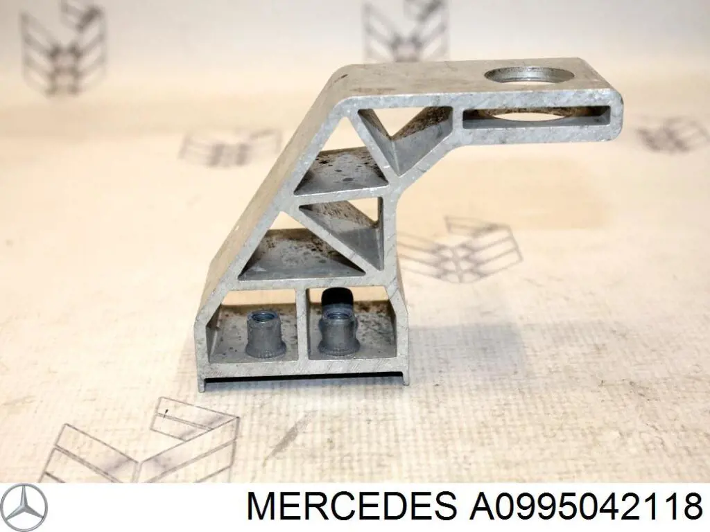  Mercedes A0995042118 cena, od 48,30 USD