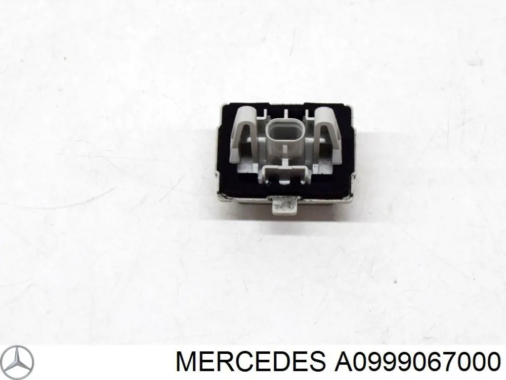 Lampa oświetlenia tylnej tablicy rejestracyjnej Mercedes A0999067000 cena, od 20,28 USD