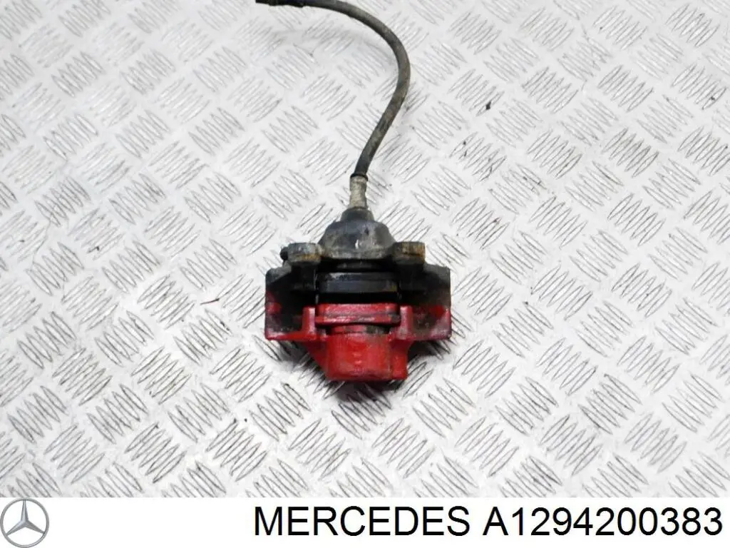 Do koszyka A1294200383 Mercedes Zacisk hamulcowy tylny prawy