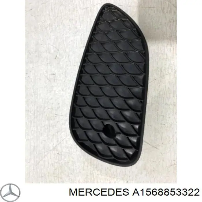 Zaślepka (kratki) lamp przeciwmgielnych zderzaka przedniego lewa Mercedes A1568853322 cena, od 18,35 USD