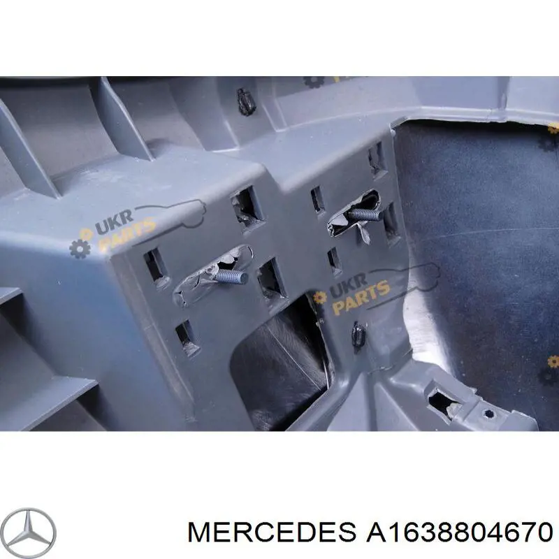 Zderzak przedni Mercedes A1638804670 cena, od 305,47 USD