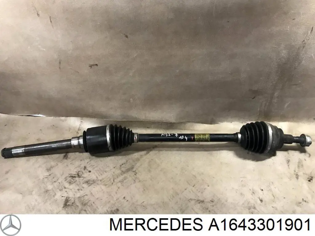 Półoś napędowa przednia prawa Mercedes A1643301901 cena, od 138,16 USD