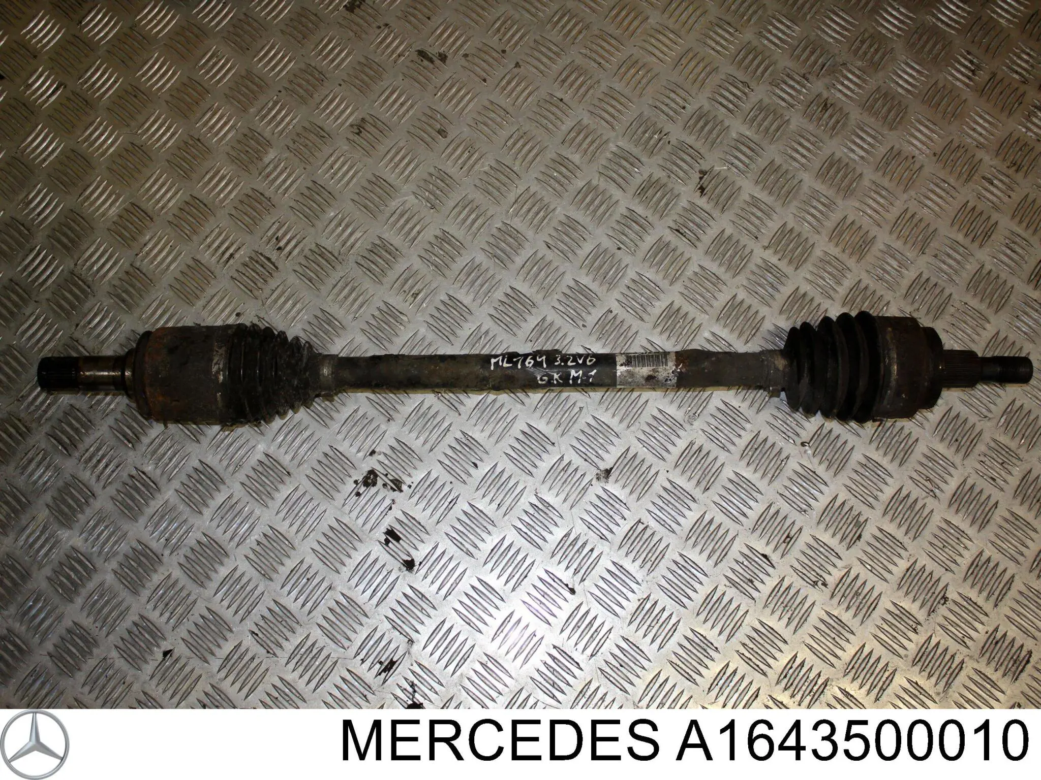 A1643500010 Mercedes Półoś tylna