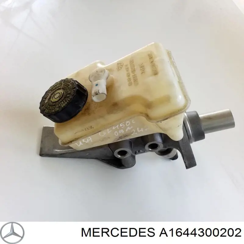 Zbiorniczek głównego cylindra hamulcowego (płynu hamulcowego) Mercedes ML/GLE SUV (W164) (2005 - 2011) cena, od 68,62 USD