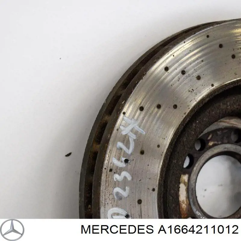 Tarcza hamulcowa przednia Mercedes A1664211012